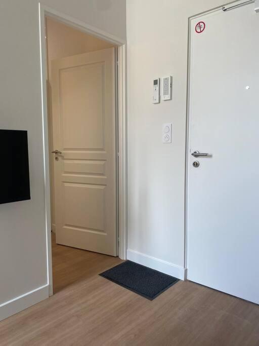 Superbe Studio Centre Ville * Clim * Wifi * Haut De Gamme * Angouleme Exterior photo